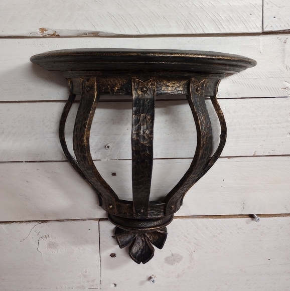 Dart Industries Wall Shelf Hammered Bronze Look Hollywood Regency Style Moody - Picture 1 of 10
